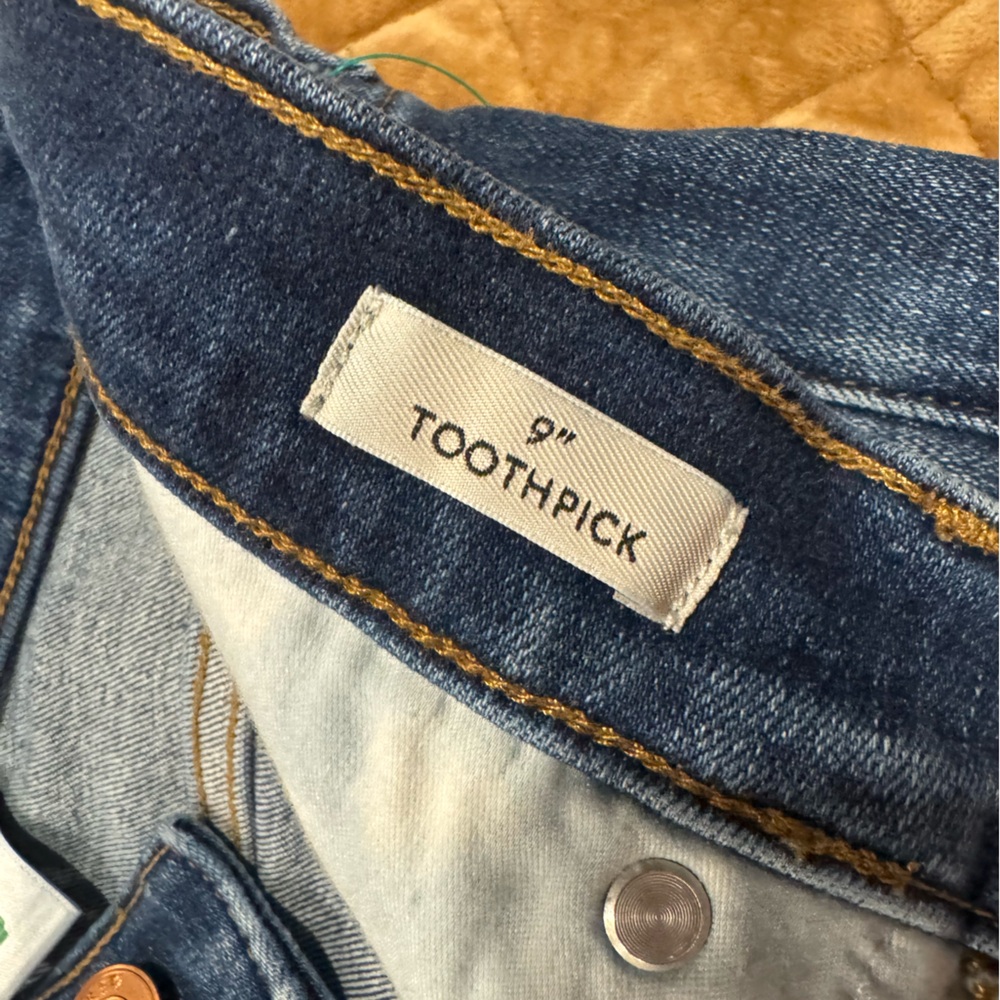 J crew Women's Classic Skinny Jeans 9”toothpick
Like NEW🌟EXCELLENT CONDITION 🌟 - Picture 3 of 11